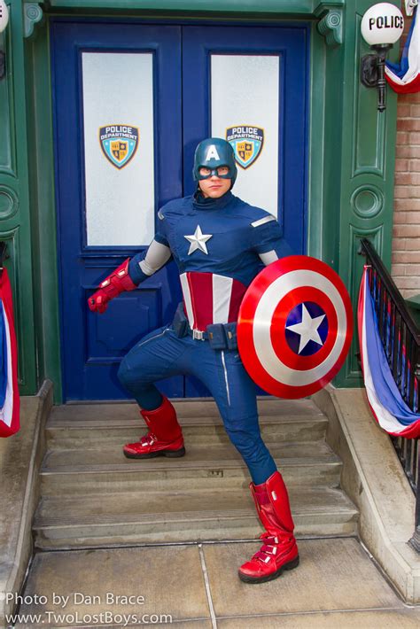 Captain America At Disney Character Central