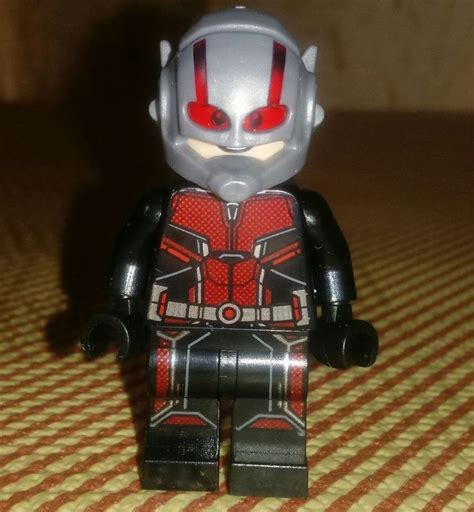 Lego Marvel Avengers Ant Man Collectible Super Heroes Minifigure Sg