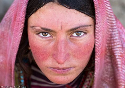 Women's rights in the afghan legal system. Afghan tribe so remote they didn't know about the Taliban ...