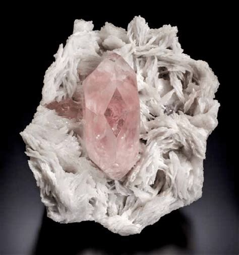 Morganite Crystal On Cleavelandite 128 Cm From Mawi Nuristan