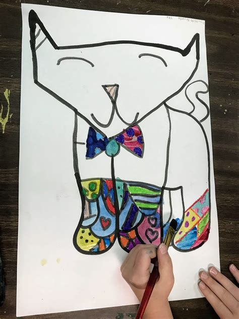 It's all drawing with bright. Elements of the Art Room: 2nd grade Romero Britto Animals!