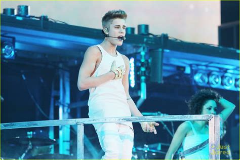 Full Sized Photo Of Justin Bieber Msg Concert 02 Justin Bieber