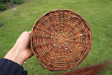 They can be used for various uses, such as: How To Weave A Wicker Basket - Eco Snippets
