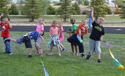This page also has many nontraditional racing games like bike and animal racing games. 45 Fun Relay Races for Kids | Kids relay races, Relay ...