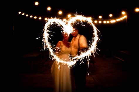 30 Of The Best New Years Eve Wedding Ideas Zola Expert Wedding Advice