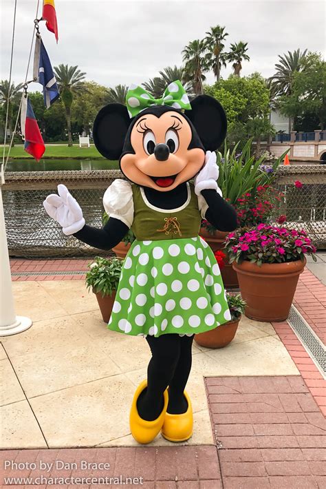 Minnie Mouse Walt Disney World March 2019 Characterc Flickr