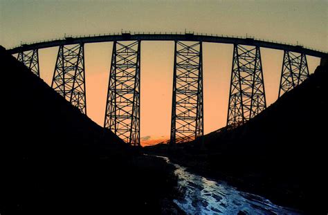 The train stops at the viaducto for ~30 minutes, so you can take photos and buy some crafts from local artisans, and then heads back to san antonio de los cobres. Archivo:Viaducto La Polvorilla, Salta, Argentina.jpg ...