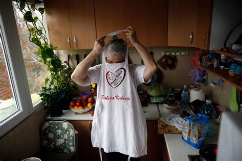 Granny Jela Draws Millions In Serbia With Online Cooking The Seattle