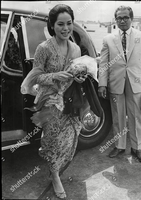 Madame Ratna Sari Dewi Sukarno Beautiful Foto De Stock De Contenido