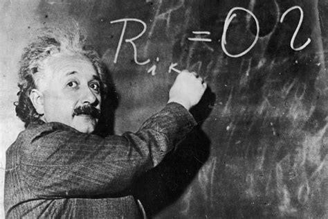 Albert Einstein Inventou A Lâmpada