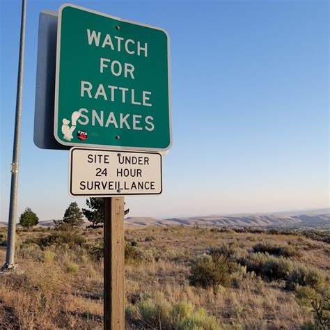 At A Highway Rest Stop In Central Washington State Rscarysigns