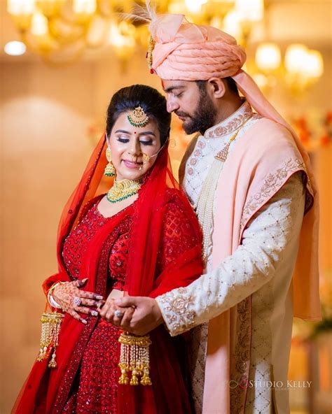 Indian Wedding Poses Indian Wedding Couple Photography Wedding