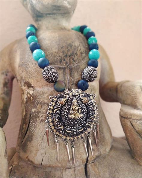 20 Beautiful Beaded Jewelry Designs And Where To Shop Them • South India