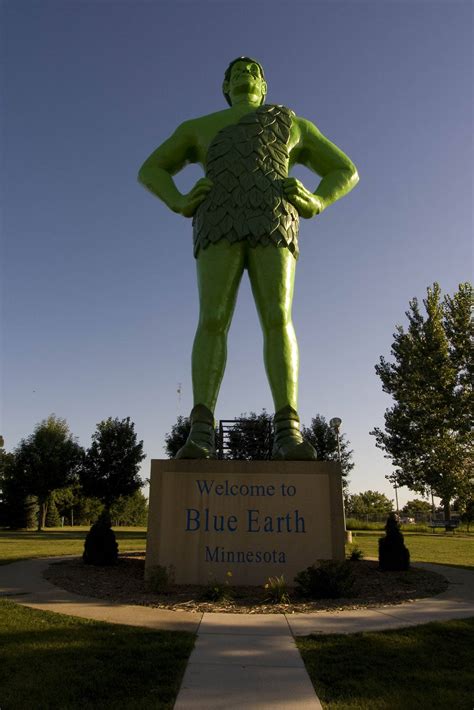 Jolly Green Giant Statue In Blue Earth Minnesota Silly America