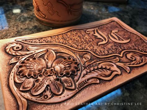 Pin By Christine Lee On Dindins Leather Work Leather Tooling