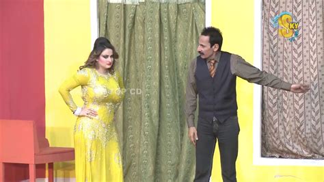 Iftikhar Thakur And Nasir Chinyoti Pakistani Stage Drama Comedy Clip