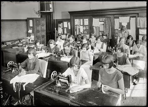 Shorpy Historical Picture Archive Sewing Machines 1925 High