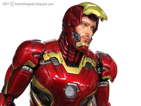 Is it entirely screen accurate, it's hard to say. MAFEX Iron Man Mark 45 Action Figure Review