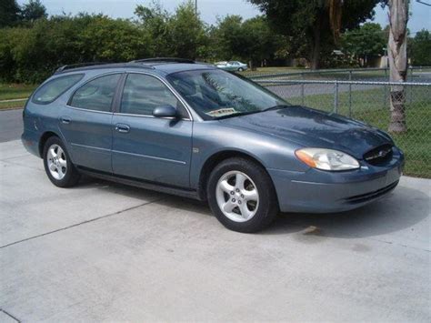 2001 Ford Taurus Wagon Pictures