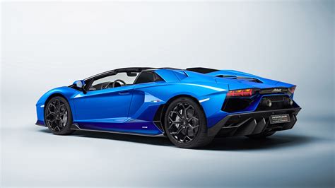Blue Lamborghini 2022 Wallpaper