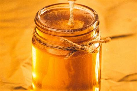 تفسير اكل العسل