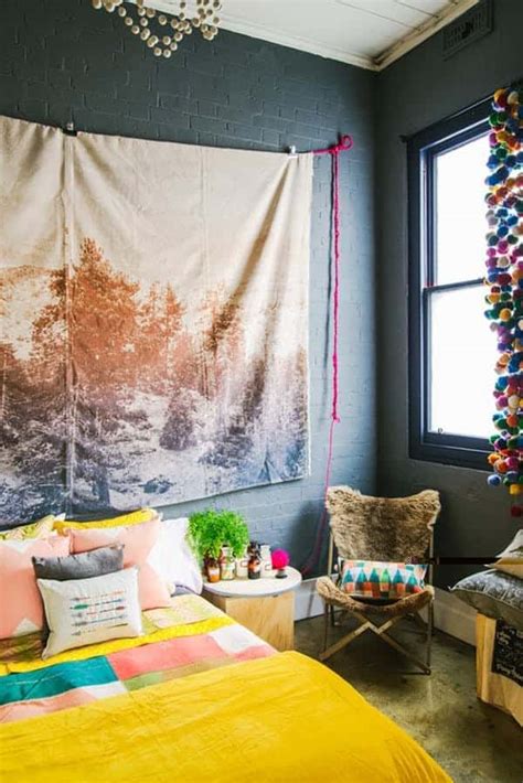Now you can diy the boho bedroom of your dreams! DIY Headboard Ideas | Home Trends Magazine