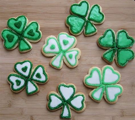Take a look at these tasty sugar cookie recipes from food.com 36 top sugar cookie recipes. shamrock sugar cookie designs | Here are a few of my favorites from | Sugar cookie, How to make ...