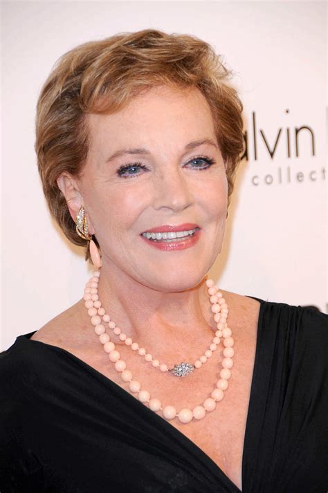 Julie Andrews Will Not Be A Part Of 'Mary Poppins Returns' - DesiMartini