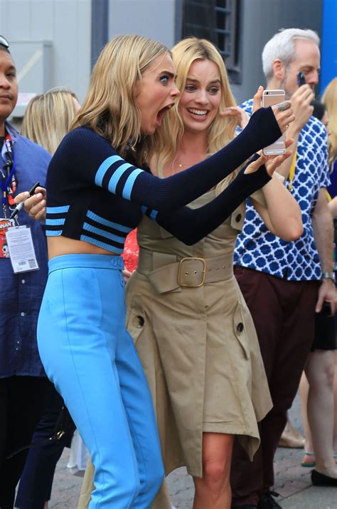 Cara Delevingne And Margot Robbie At 2016 Comic Con In San Diego 0723