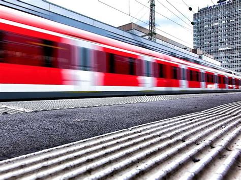 The fund can serve as part of the core of. Charles Schwab's New Automated Money Management Service ...