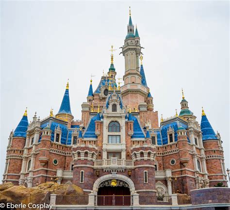 Photos First Up Close Look At Shanghai Disneylands Enchanted