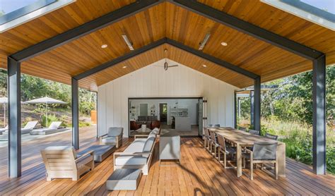 Photo 8 of 15 in Wine Country Retreat by Daniel J. Strening, Architect