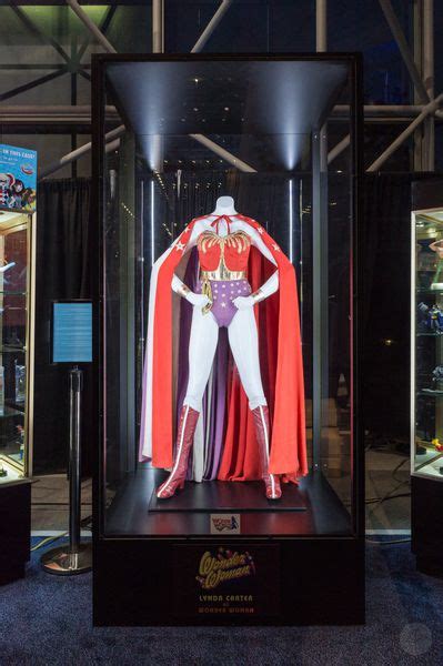 New York Comic Con 2016 Wonder Woman Costume Photos Polygon