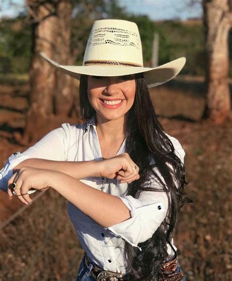 Pin De Isadora Em Cowgirl Em 2019 Roupas De Vaquejada Roupa Country
