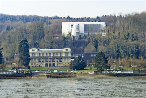 Das haus humboldtstein ist ein tagungszentrum der arbeiterwohlfahrt im norden des remagener ortsteils rolandseck im stadtteil oberwinter. Landkreis Ahrweiler Fotos - Staedte-fotos.de