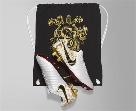 He measures 2.00 metres and played as a forward. Sergio Ramos Signature Nike Tiempo Legend Released ...