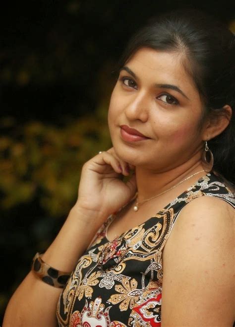 Cap Actress Bhavani Agarwal Hot Photos