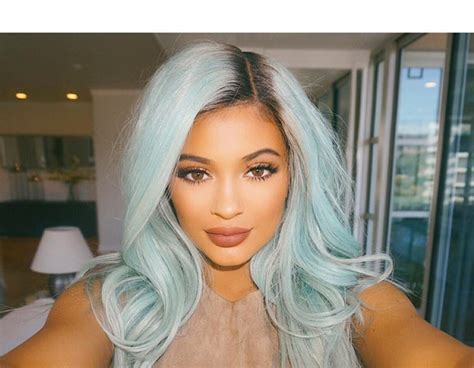 Blue Hair Don T Care From Kylie Jenner S Sexiest Instagrams E News