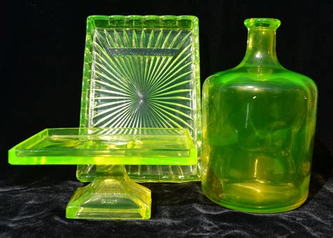 Vaseline Glass Point Of Sale Displays Collectors Weekly