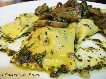 Altrimenti un qualsiasi forno elettrico. Ravioli ripieni di salsiccia e patate ai funghi , ricetta ...