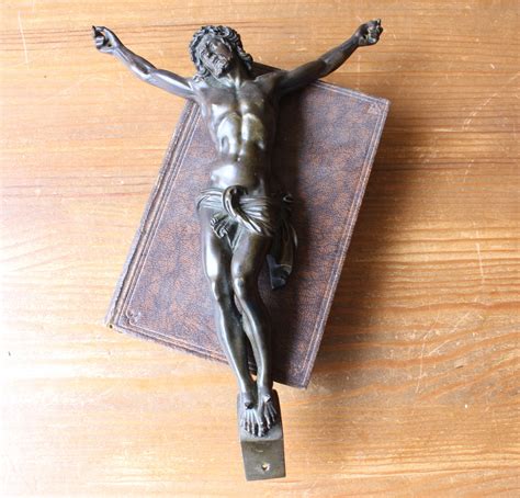 Antique Solid Bronze Corpus Jesus Christ Figure Crucifix C1900