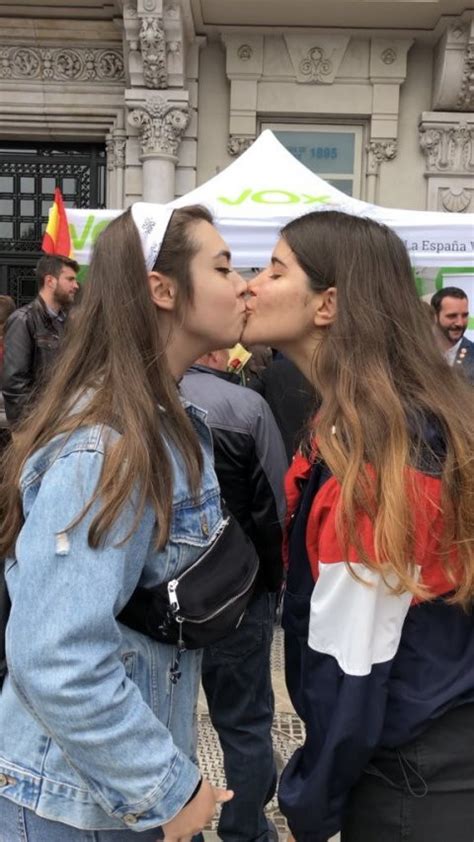 Gay Couples Stage National Kissing Protest To Fight Anti Lgbtq Views