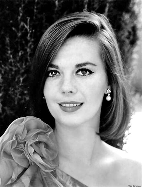 The Mysterious Life And Death Of Natalie Wood Dusty Old Thing
