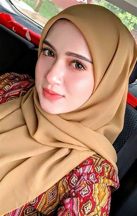 Syakilla Beautiful Muslim Women Hijab Fashion Beautiful Hijab