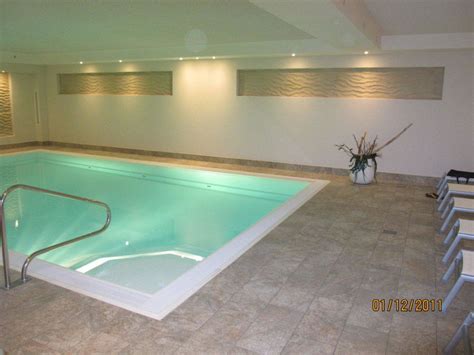 Whatever your budget is, there's a special deal right for you. "Innenpool" Hotel Schelf (Büsum) • HolidayCheck (Schleswig ...