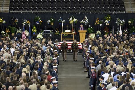 Thousands Attend Open Casket Funeral Of Fargo Cop Jason Moszer Daily
