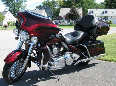 In 1979 harley davidson produced the tour glide basing it on the electra glide but with a stronger frame and a rubber mounted engine. Buy 2013 Harley Davidson CVO Ultra Classic Electra Glide ...