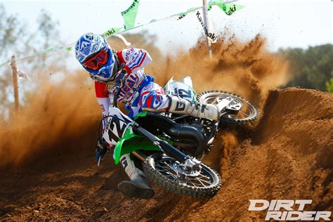 Mesin dua langkah 84cc dan kopling manual memberikan keunggulan bagi pembalap. Test drive a motorcycle Kawasaki KX 85-II wallpapers and ...