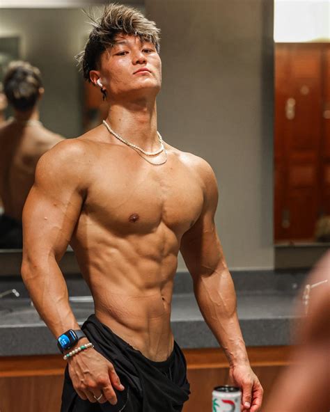 The Beauty Of Male Muscle Jeremy
