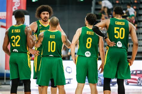 O futebol brasileiro não vai evoluir se não mudar. AO VIVO: Pré-Olímpico de basquete: Tunísia x Brasil ...